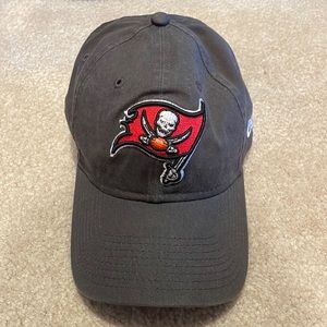 Tampa Bay Buccaneers New Era Adjustable Hat